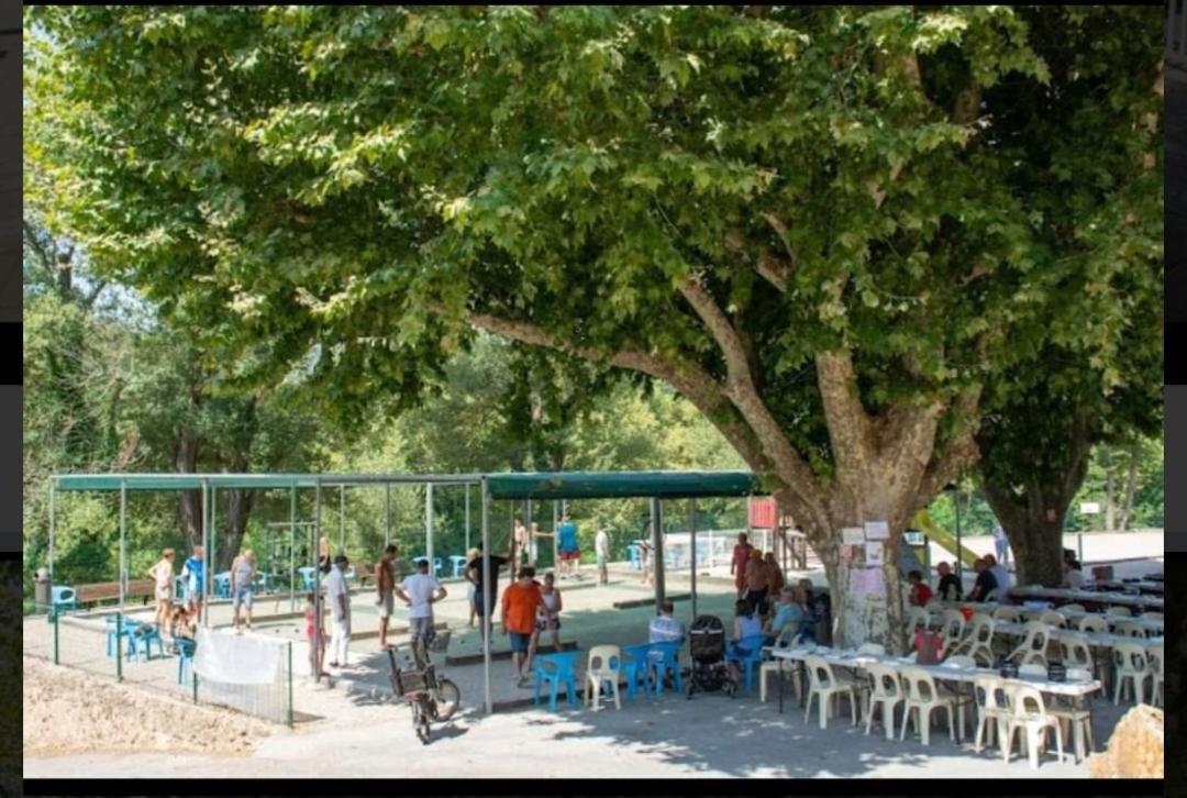 Mobil Home L'Eau Vive Les Arcs-sur-Argens Eksteriør bilde